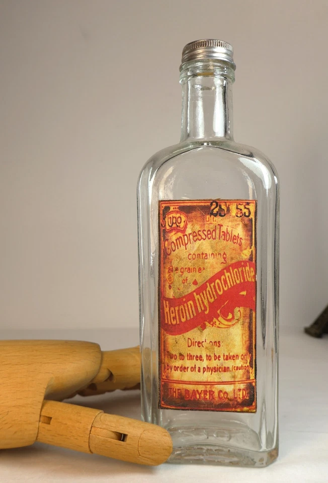 Flacon de Pharmacie ancien Avec Création Customisation ""Heroin Hydrochloride" - Photo 3/4