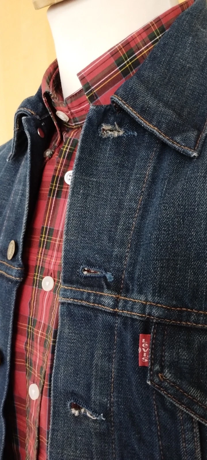 VINTAGE LEVIS 70500 XS SLIM FIT SMALL BLUE DENIM TRUCKER SLIM FIT JACKET