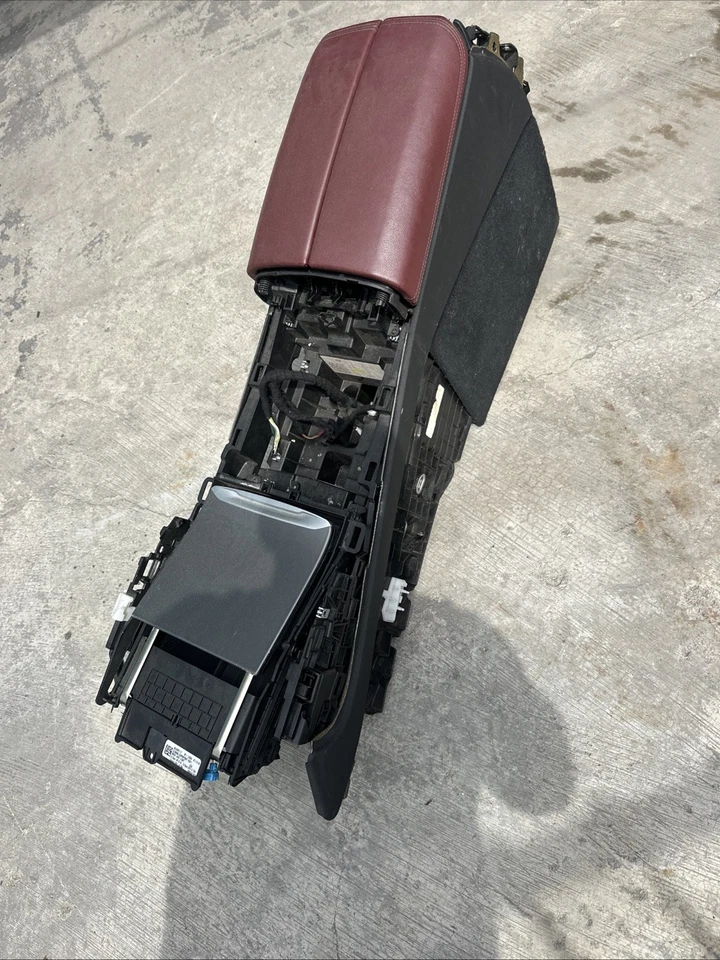 Conjunto de console central de couro estendido BMW M8 M850i 840i 2020 - 2023 fabricante de equipamento original - Imagem 2 de 4