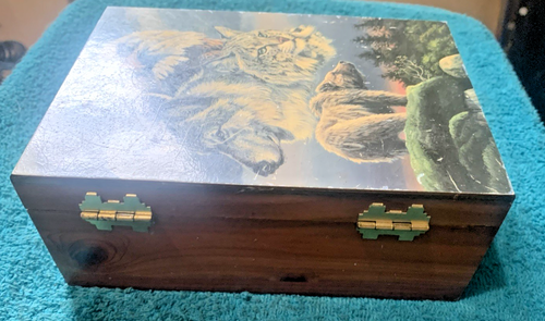 Vintage Cedar Jewelry/Trinket Box 6 3/4" Long x 4 7/8" Wide x 2 3/4" Tall - Imagen 5 de 8