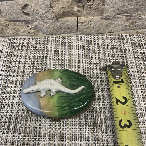 Vintage Alligator Porcelain Hinged Box, Limited edition, Noeirelle Oileuis - Picture 4 of 10