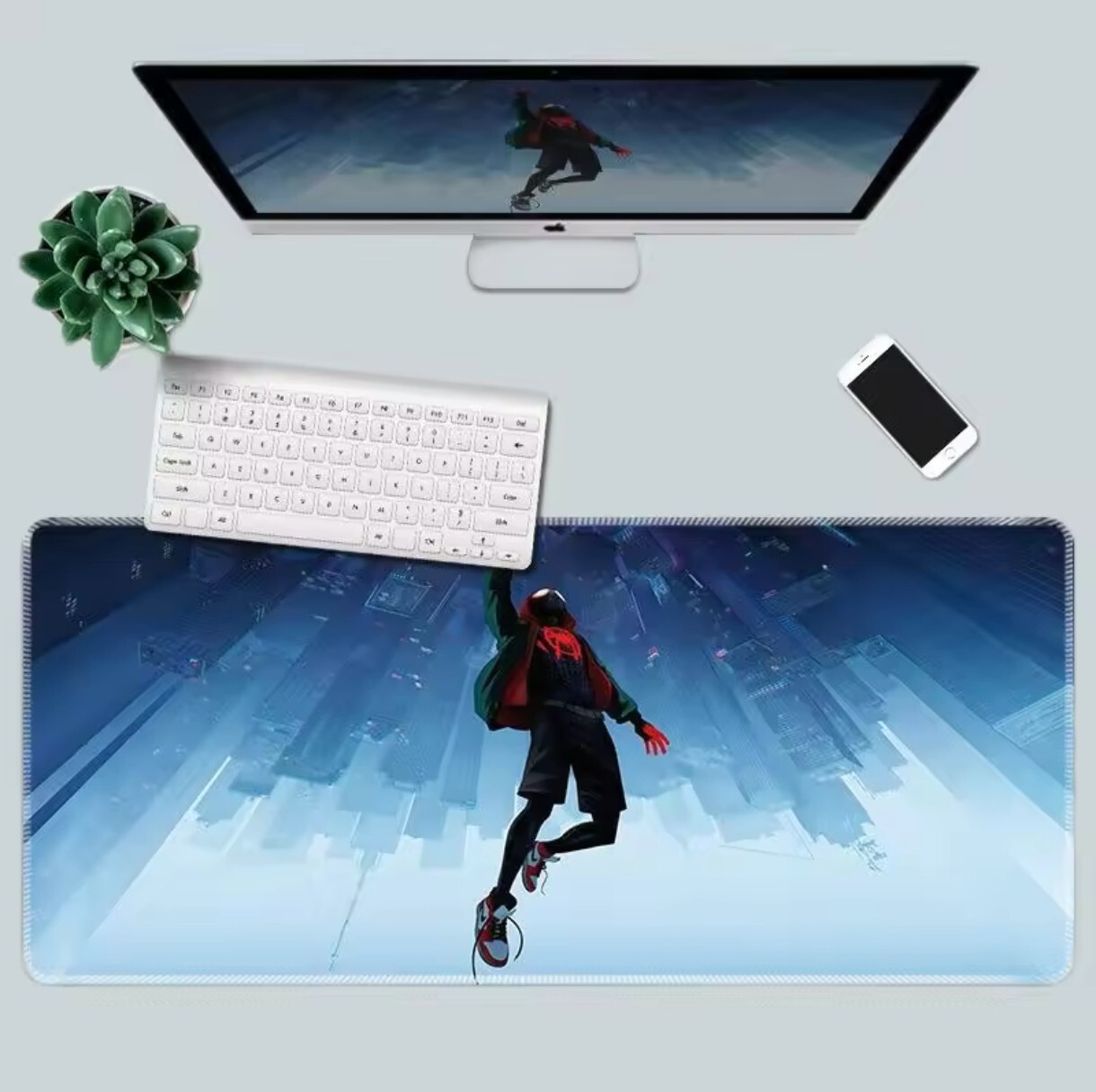 Tapis de souris Marvel Spiderman 30x60 cm pour protéger votre bureau