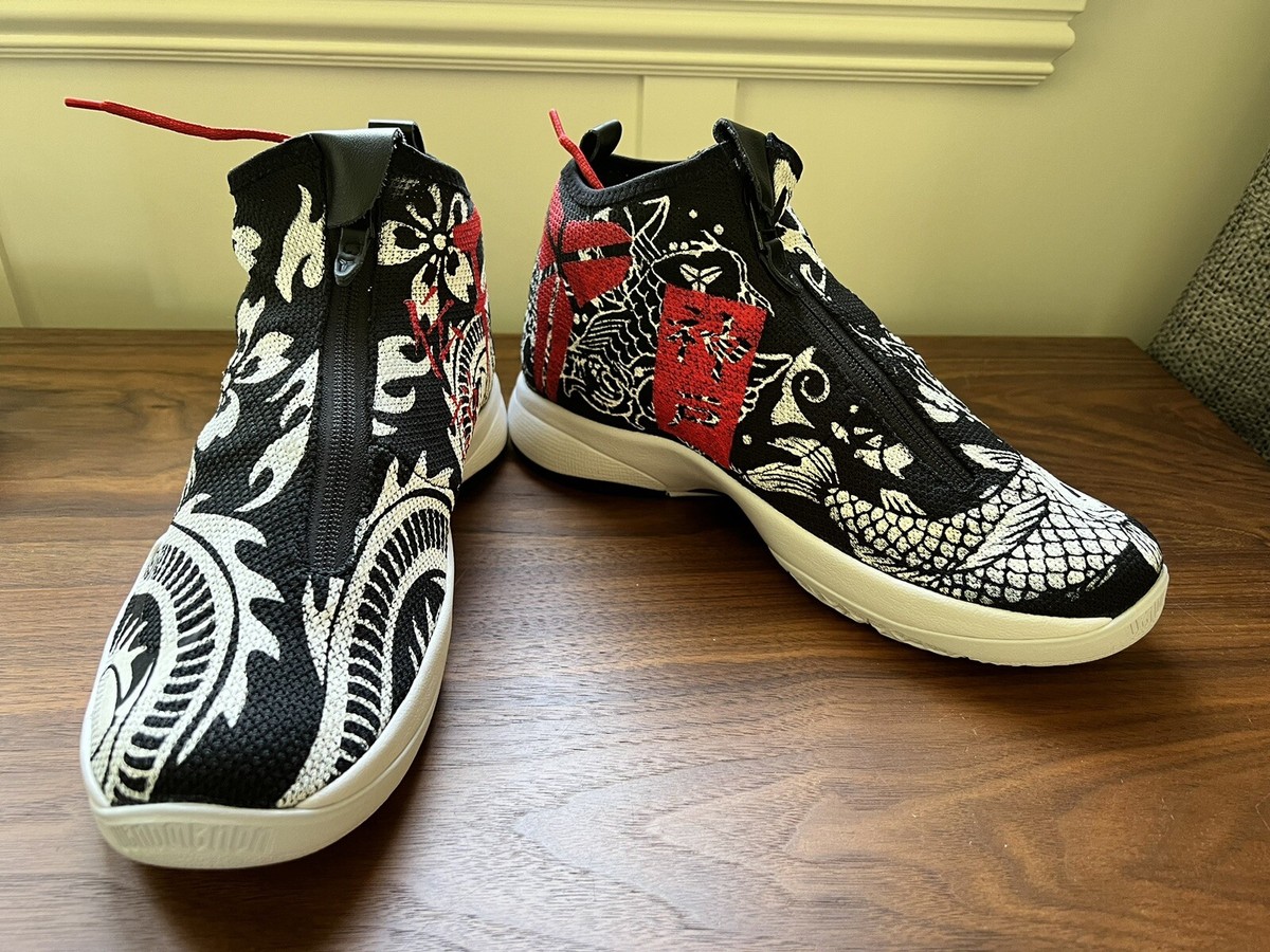 Kobe 6 / Icon Custom Size 9 IQ adds another custom Kobe 6 to the rotation. ?: @nasti  main image 3