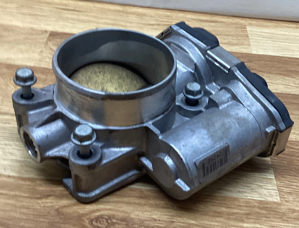 Cuerpo de acelerador Bosch OEM F00H600074 para Equinox Saturn Vue Acadia 07 08 09 10 11 Foto 3 de 4