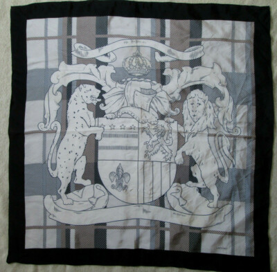 Foulard En Soie 100% Vintage - Dimensions 87x90 Cm - Couleur Ton Rouge - Occasion