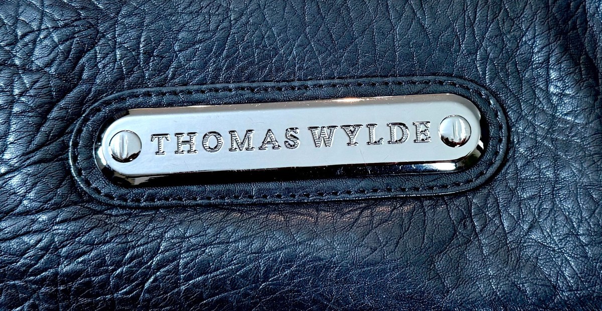 THOMAS WYLDE BLACK PEBBLED LEATHER FOLD-OVER SKULL CLUTCH | eBay
