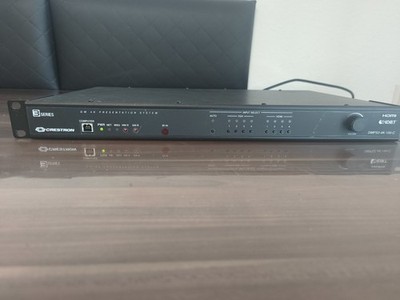 Crestron DMPS3-4K-100-C   voll funktionsfähig inkl. Netzteil