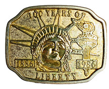 Vintage STATUE OF LIBERTY Belt Buckle 100 YEARS OF LIBERTY 1886-1986 CLEAN NICE