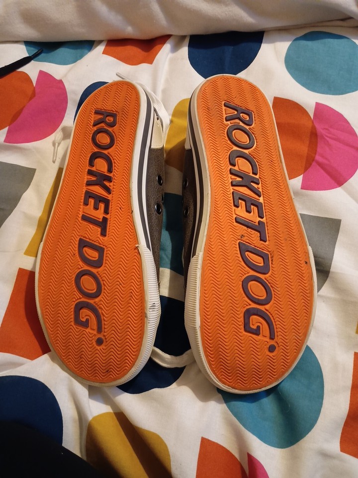 ROCKET DOG CANVAS SHOES SIZE 6 eBay