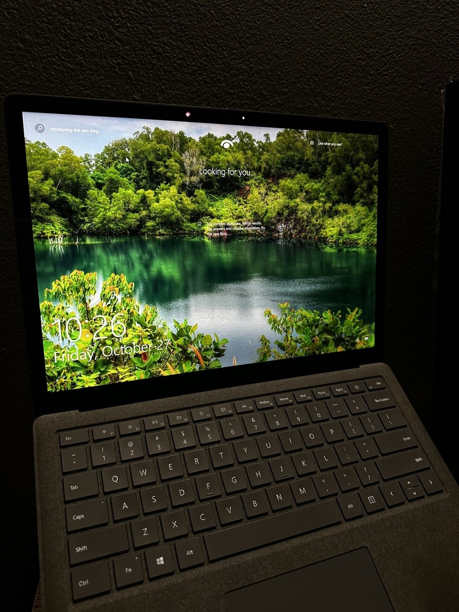Microsoft Surface Laptop 13.5'' (128 GB, Intel Core i5 7th Gen., 4