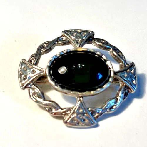 Vintage Celtic Brooch with Black Stone Set in Silver Coloured Metal. Gothic VGC - Picture 2 of 12