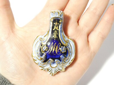19. Jh. Miniatur handbemalt MC Monogramm Emaille vergoldet Porzellan Duftflasche #T9B
