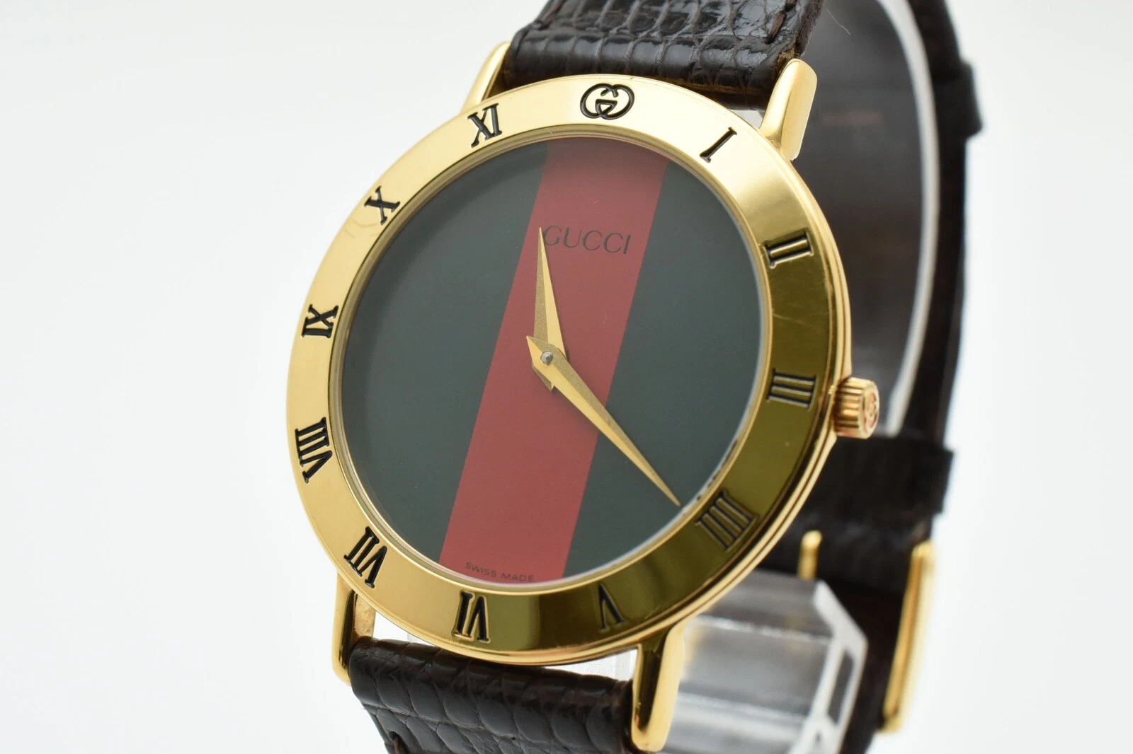 Montre vintage [N COMME NEUVE] Gucci 3000,2,M Qz homme ligne or sherry rouge vert JAPON