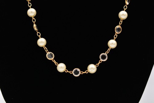 Bellagio USA Crystal Necklace Open Bezel Clear Pearl Gold Tone Signed 1980s Bin2
