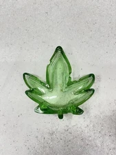 Green Leaf Ash Tray
