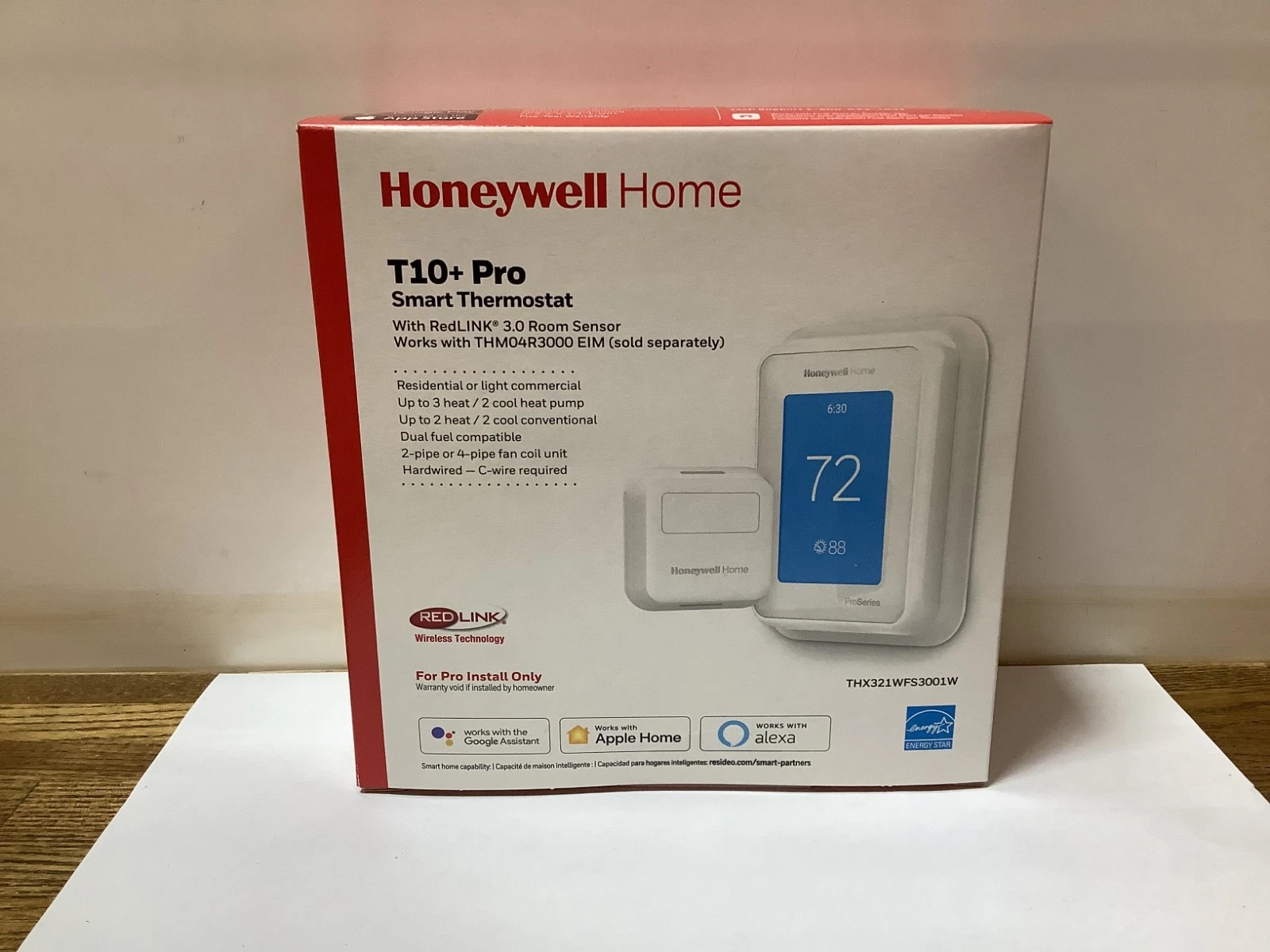 Honeywell home T10+ Pro Smart Thermostat w/Red Link 3.0 Sensor THX321WFS3001W