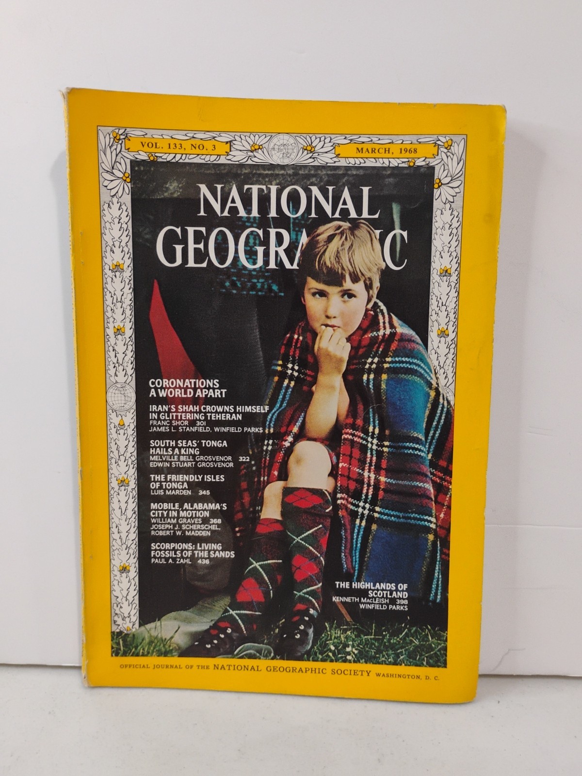 Vintage March 1968 National Geographic Magazine Volume 133 Number 3