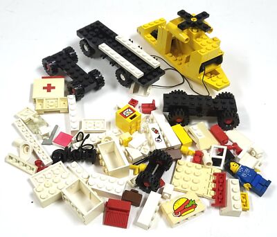 Vintage Lego Classic City Parts Spares Lot Fire Rescue Police etc AY282 