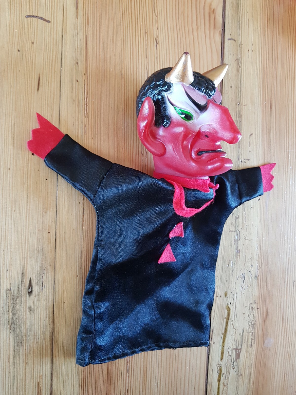 Diable Marionnette à doigts- Le Monde de la Marionnette - Boutique de