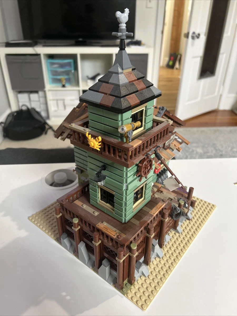 lego old fishing store 21310 No Box