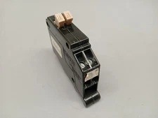 Eaton Cutler Hammer 15 Amp Twin CHNT1515 Circuit Breaker