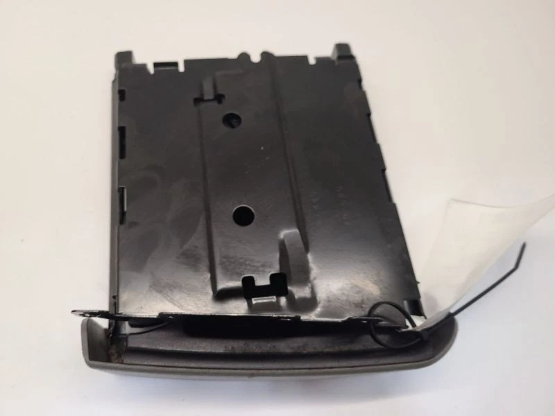 2005-2007 DODGE CARAVAN  DASH CUP HOLDER  Foto 2 de 4