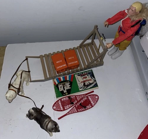 Vintage 1970 GI Joe Adventure Team Fight for Survival Set. Rare/ Complete