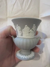Wedgwood Gray Jasperware Handled Grecian Urn Vase Rare Color Neoclassical NR