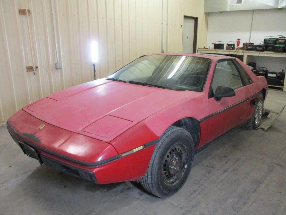 Used Center Console fits: 1985 Pontiac Fiero Grade A - Изображение 2 из 4