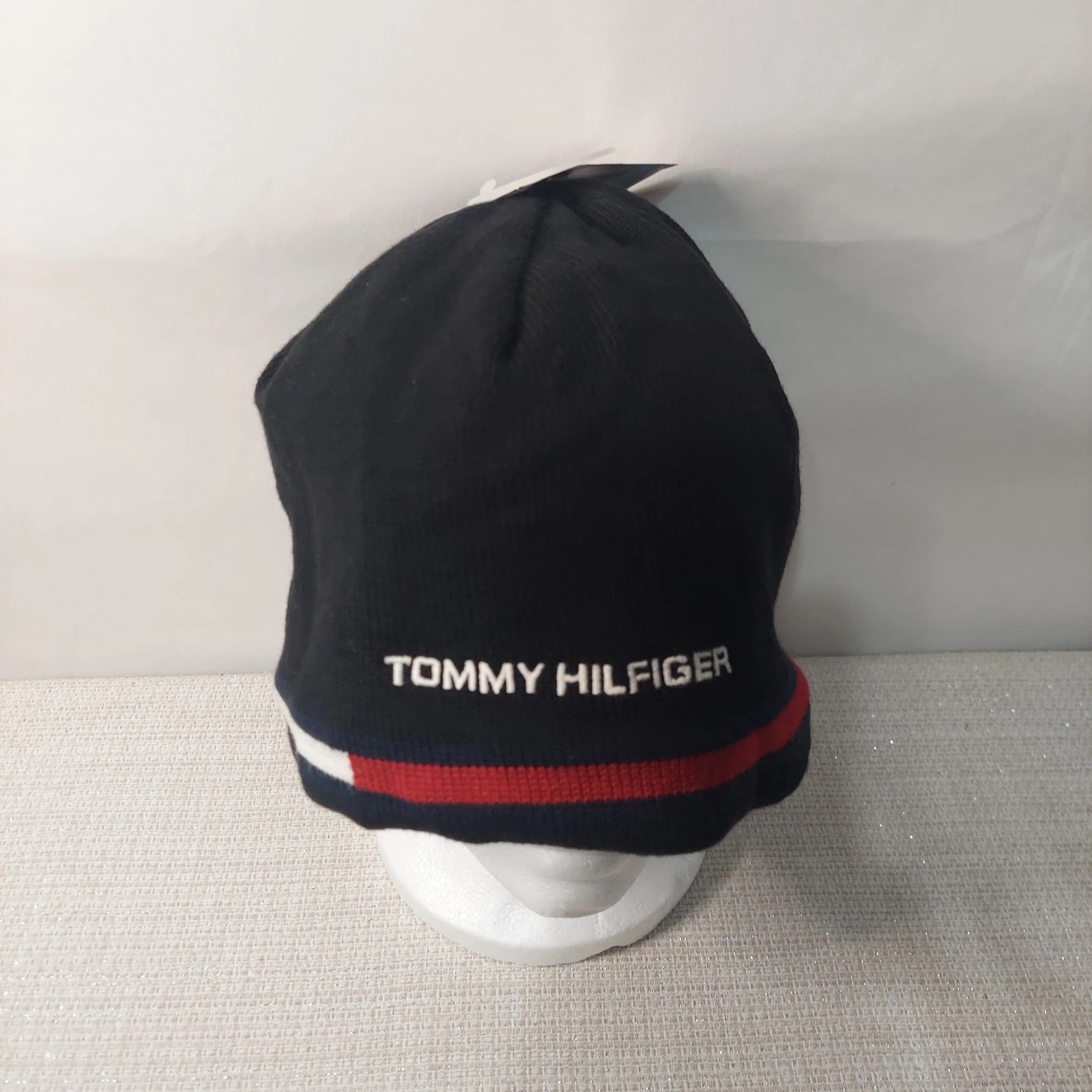 Tommy Hilfiger Mens Navy Blue Knit Fleece Lined Beanie Hat 881416197 012 OS
Opens in a new window or
