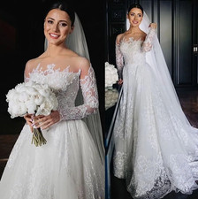 Elegant White Lace Bridal Dresses Sheer Jewel Neck Long Sleeve Wedding Gowns