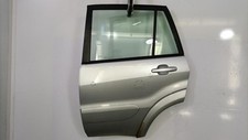 Porte arrière et accessoires Toyota RAV4 II