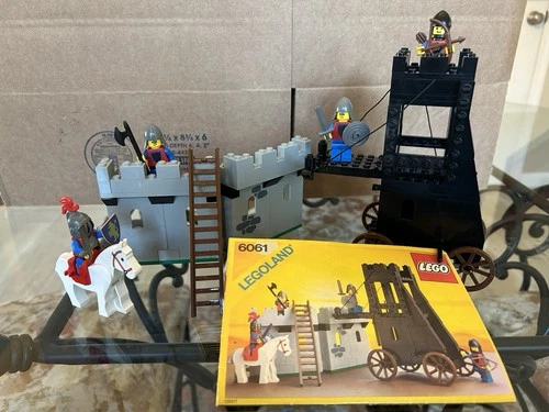 LEGO Castle 6061 - Siege Tower  99% Complete w/Instructions