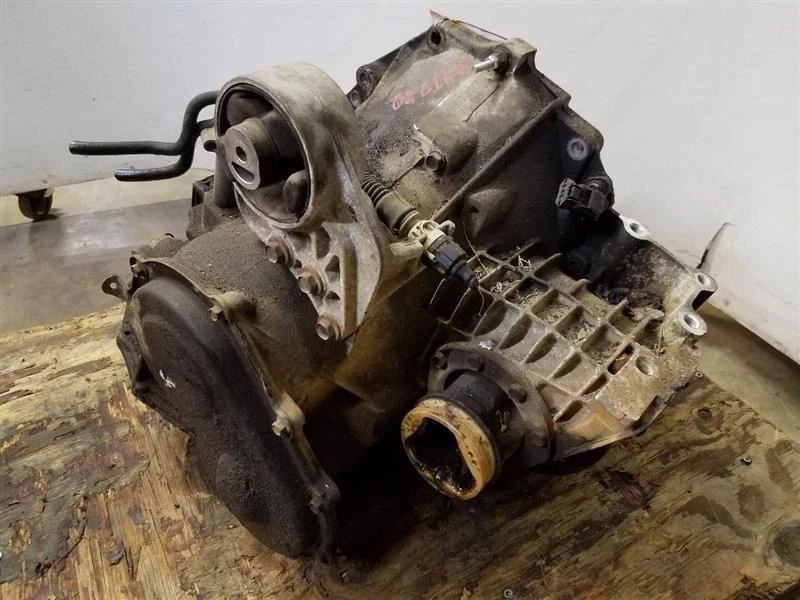 Transmisión automática 4 velocidades 3,8 L tracción delantera para Dodge Caravan 00 OEM Foto 4 de 4