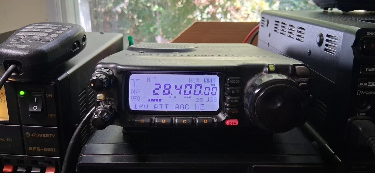 八重洲 FT-100D 無線機 YAESU FT100