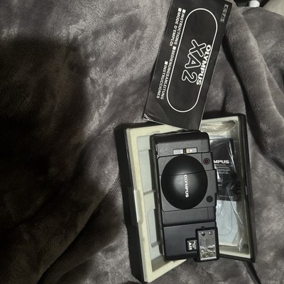 Rare New - Olympus XA2 Electronic with A11 Flash 35mm w/ Box, Manuals and Case. 