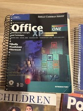 Microsoft Office XP Introductory Concepts Techniques Enhanced Spiral 2002