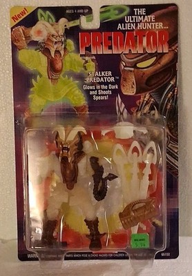 MINT The Ultimate Alien HunterPredator  Stalker Predator Glow In The Dark Figure