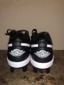 jordan 1 baseball cleats