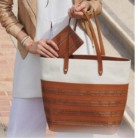 Stella and dot beach best sale bag