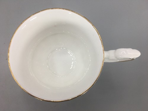 Royal Dover Bone China Red Roses Teacup & Saucer Floral England Vintage - Picture 12 of 19