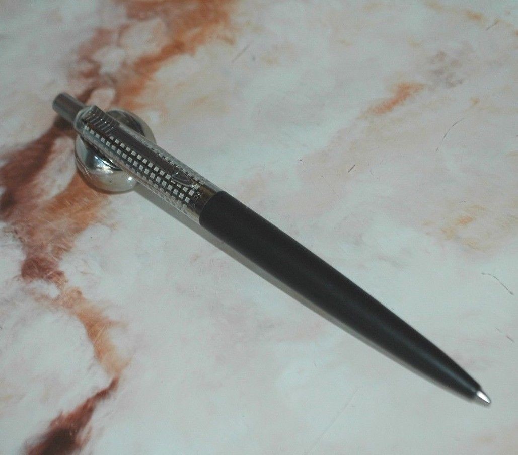 Stylo Bille PARKER DE LUXE - F585 - Neuf De Stock, Sans Emballage