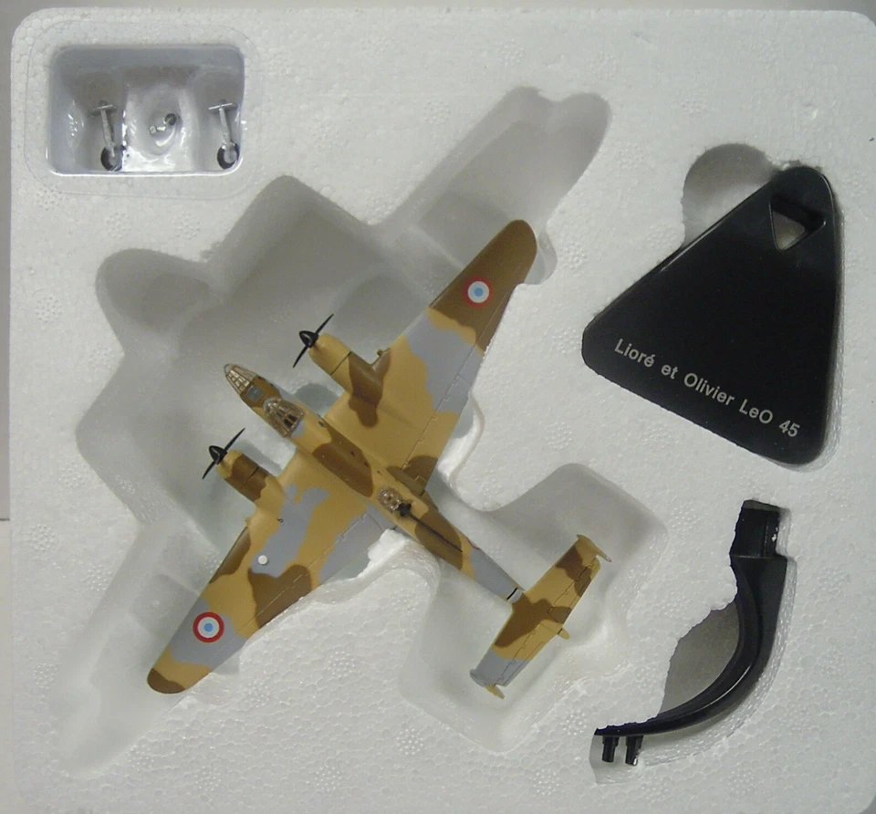Llore and Olivier LEO-45, Modelo Acabado, Atlas, 1:144, Metal, Nuevo Foto 4 de 4