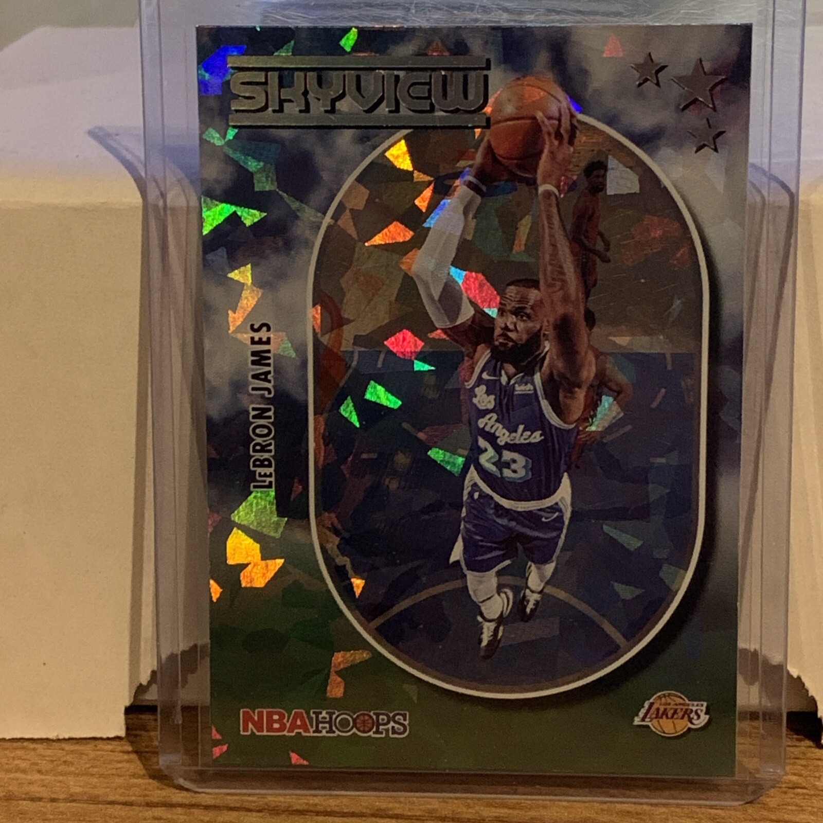 2021-22 Hoops Skyview #3 LeBron James GREEN CRACKED ICE fanatics exclusive