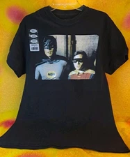 NWT Retro Batman 66 Adult Black T-Shirt  - TV Batman & Robin Size Medium 