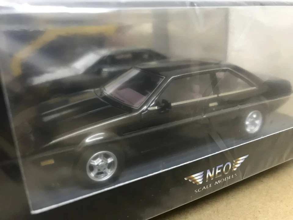 1/43 Bitter SC Coupe 1979 metálico marrón oscuro NEO44267 - Imagen 3 de 4