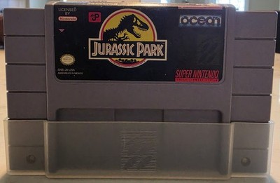 Jurassic Park (Super Nintendo, 1993) SNES VGC - original dust cover included!