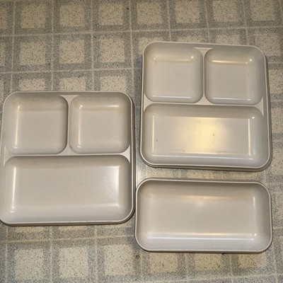 2 Ultra 21 Tupperware Divided Trays With Lids & 1 Serving Dish With Seal