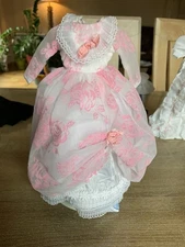 Tenue Masquarade (vue sur site anglais) Pour Tressy De Bella