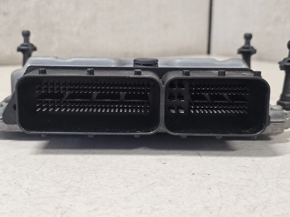 Mercedes-Benz C280 E280 SLK280 2007 módulo de control del motor ECU ECM 2721533391 Foto 3 de 4